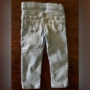 Levi Toddler girl 2T Jeans